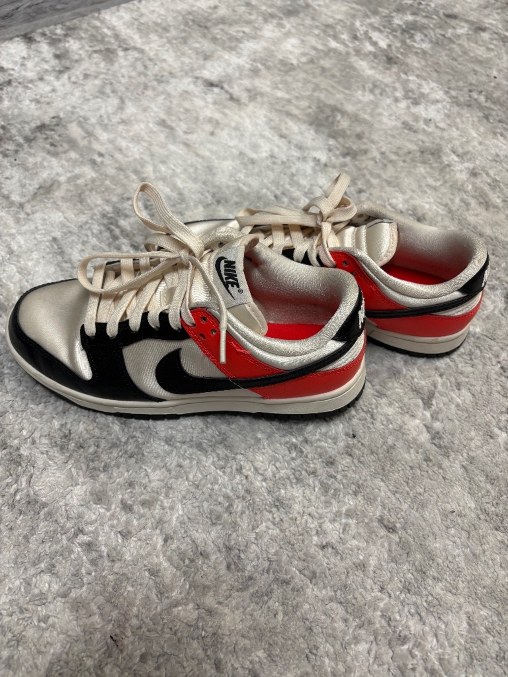 Like new Nike dunks